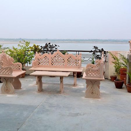 Ganga Monastery Bed & Breakfast Варанаси Екстериор снимка