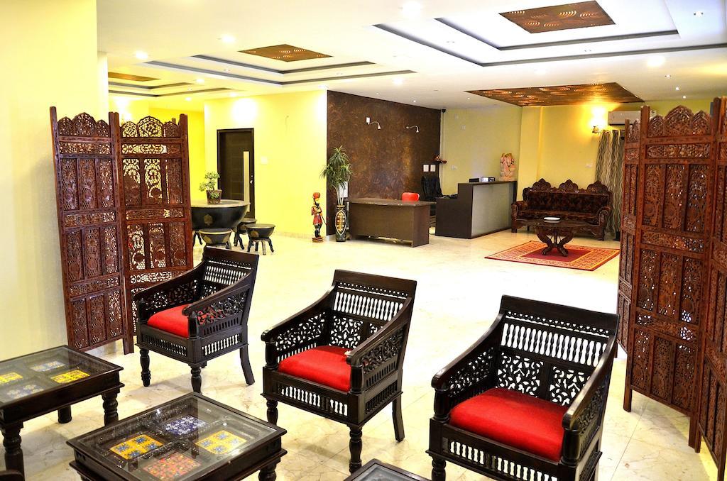 Ganga Monastery Bed & Breakfast Варанаси Екстериор снимка
