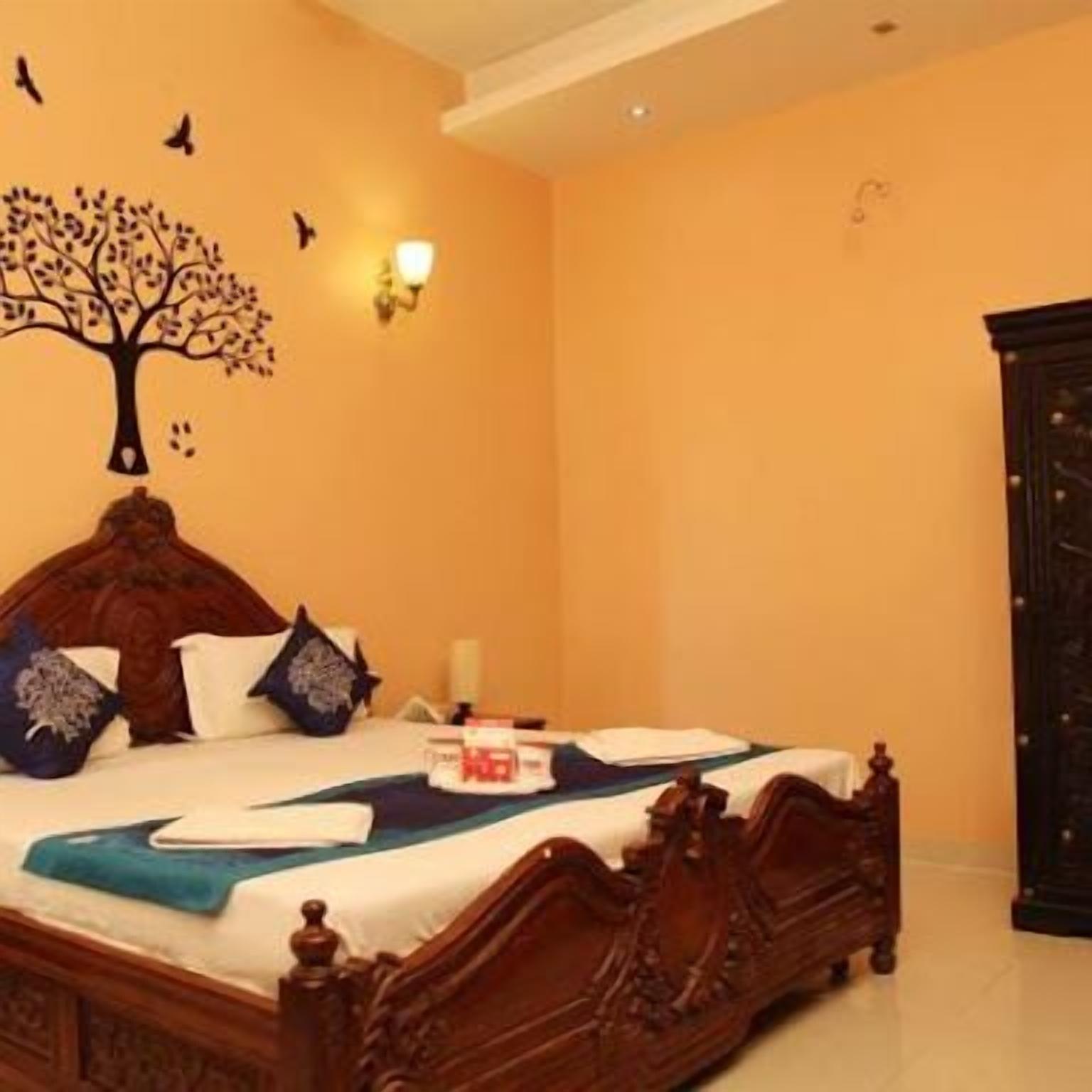 Ganga Monastery Bed & Breakfast Варанаси Екстериор снимка