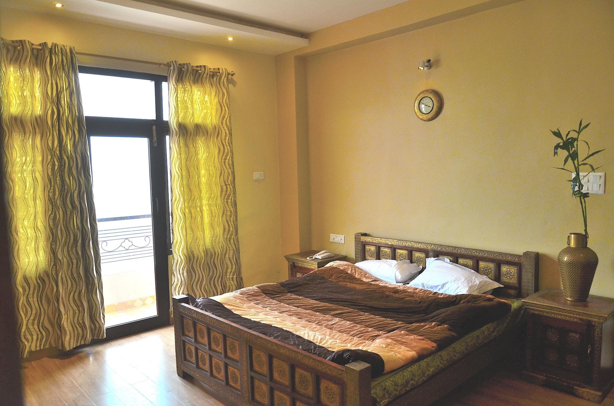 Ganga Monastery Bed & Breakfast Варанаси Екстериор снимка