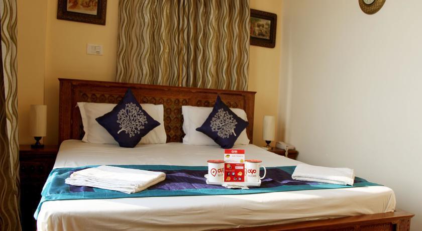 Ganga Monastery Bed & Breakfast Варанаси Екстериор снимка