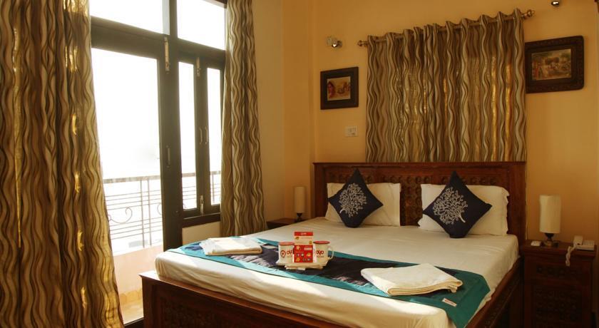 Ganga Monastery Bed & Breakfast Варанаси Екстериор снимка