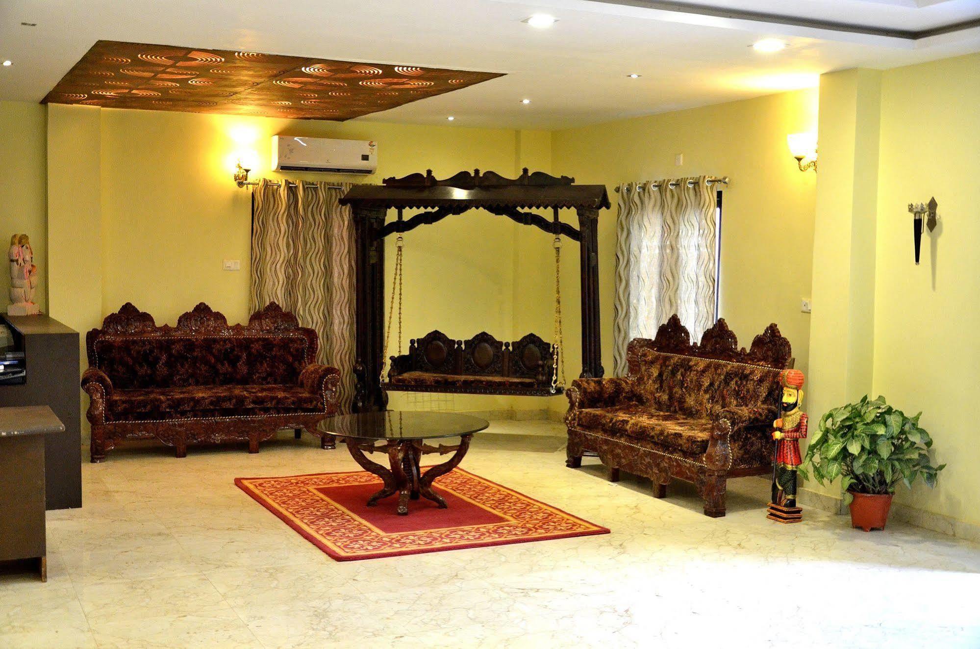 Ganga Monastery Bed & Breakfast Варанаси Екстериор снимка